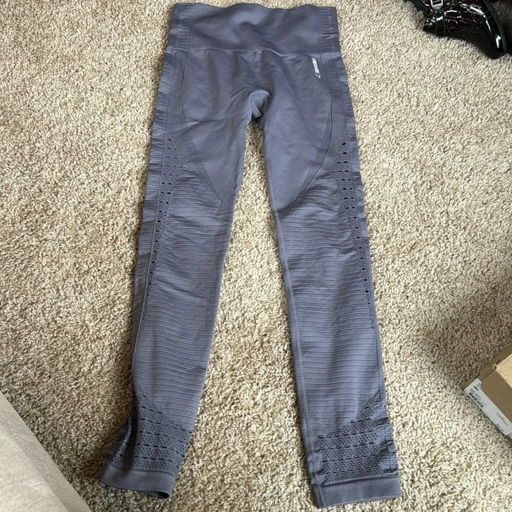 Gymshark Energy+ Seamless Cropped Leggings Gray - Picture 4 of 10